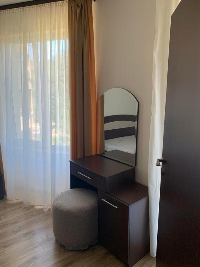 Аппартамент Pines Beach Resort Byala  Buitenkant foto