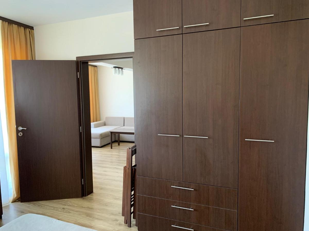 Аппартамент Pines Beach Resort Byala  Buitenkant foto