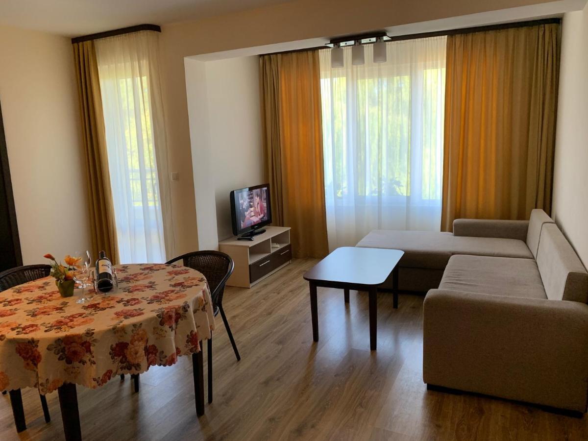 Аппартамент Pines Beach Resort Byala  Buitenkant foto