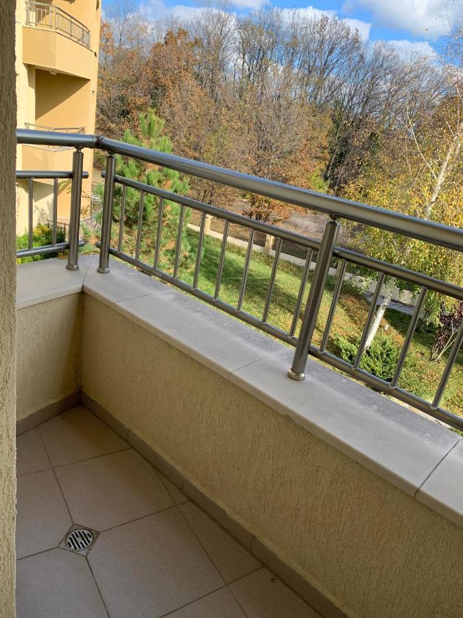 Аппартамент Pines Beach Resort Byala  Buitenkant foto